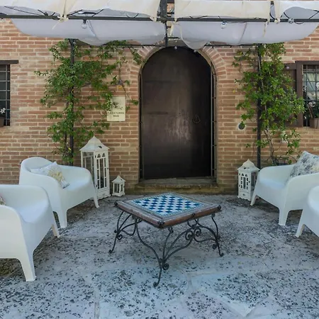 Villa Casatorre 6&2, Emma Saludecio