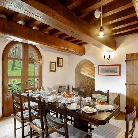 Casatorre 6&2, Emma Villa