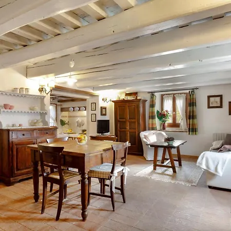 Casatorre 6&2, Emma Villa *