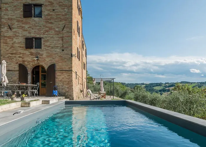 ヴィラ Casatorre 6&2, Emma Saludecio