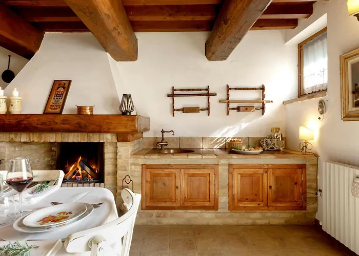 ヴィラ Casatorre 6&2, Emma Saludecio