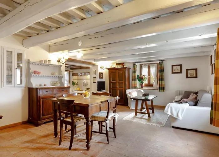 Casatorre 6&2, Emma فيلة *